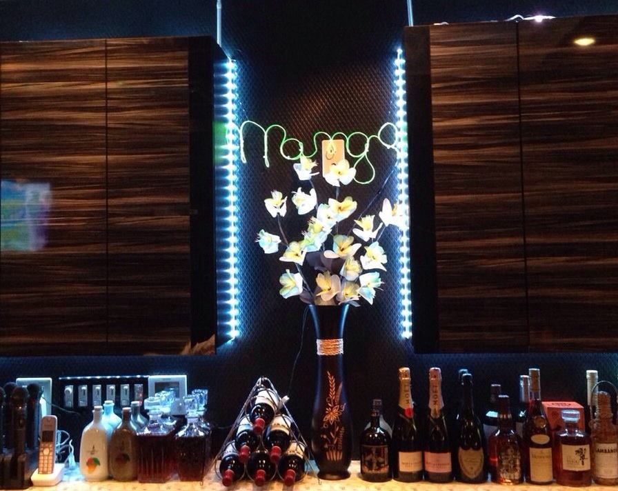 MANGO バーカウンター